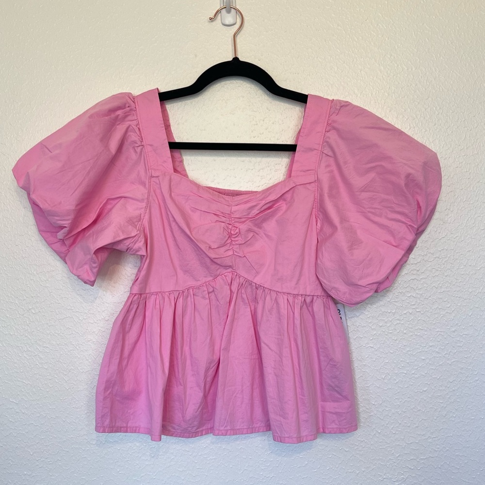 NWT puff sleeve blouse